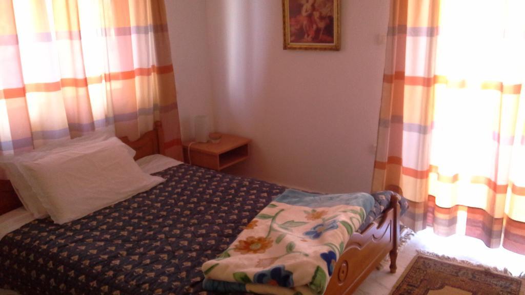 טריקלה Meteora Christian'S Place מראה חיצוני תמונה